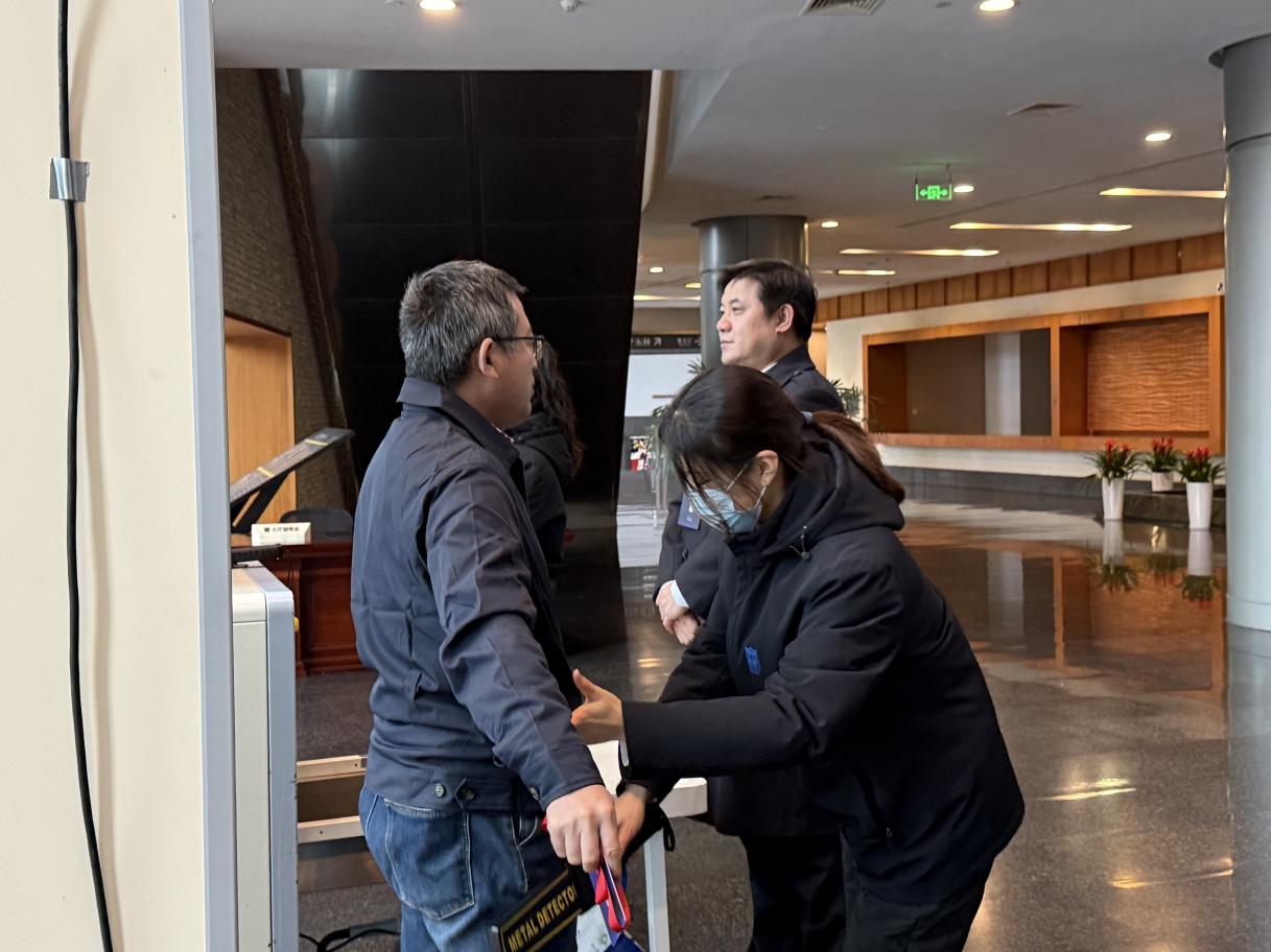 E:/25.12.10后 上傳網(wǎng)站留存/“安保鐵軍、硬核保障”2026系列報道一——科技引領(lǐng)未來，安全護航盛會/照片/79854b95b5929b8d99e14dd1fe9a271f.jpg79854b95b5929b8d99e14dd1fe9a271f